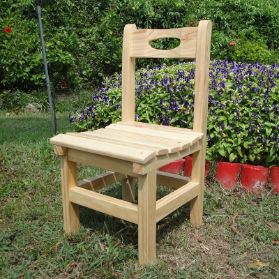 懷舊小木椅